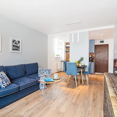 Rent Like Sienna 63